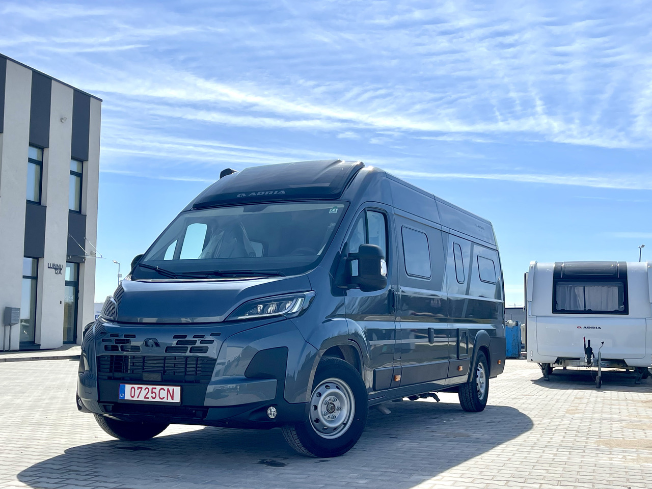 ADRIA TWIN 640 SGX - Кастенваген: фото 2 ADRIA TWIN 640 SGX - Кастенваген: фото 2