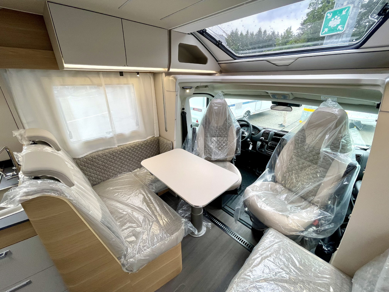 Новый Полуинтегрированный автодом Adria Matrix 650SC: фото 14