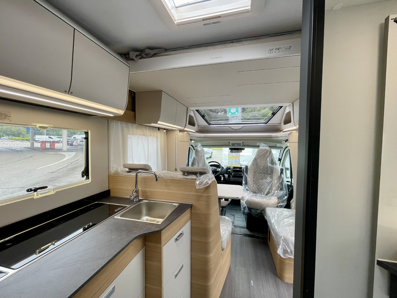 Новый Полуинтегрированный автодом Adria Matrix 650SC: фото 13