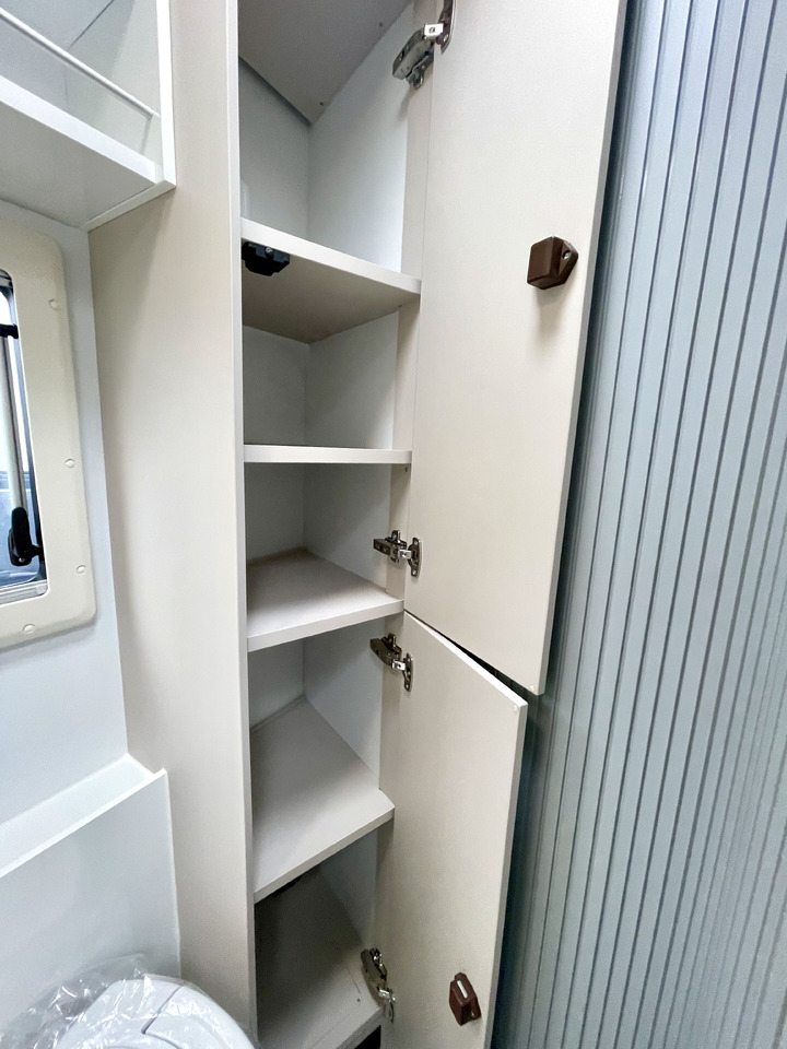 Новый Полуинтегрированный автодом Adria Matrix 650SC: фото 9