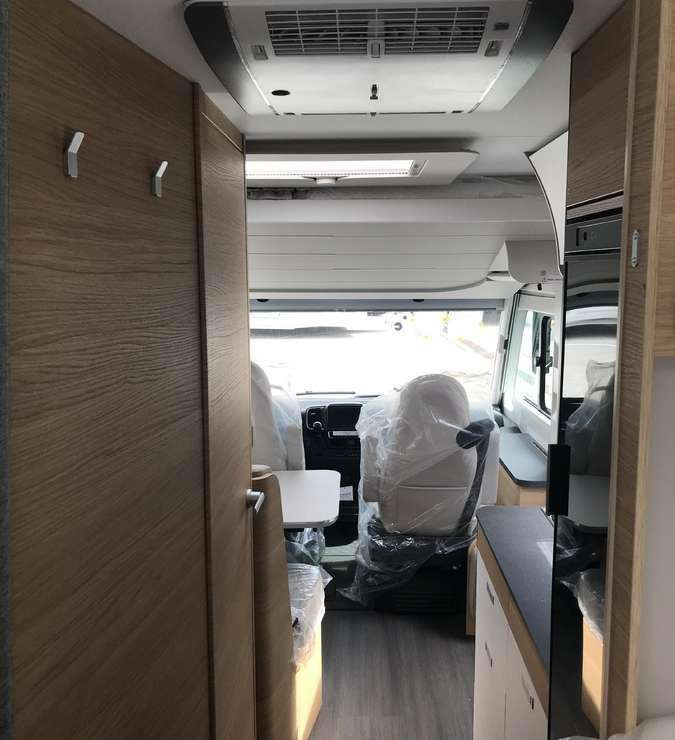 Adria Sonic 600SL - Интегрированный автодом: фото 5 Adria Sonic 600SL - Интегрированный автодом: фото 5