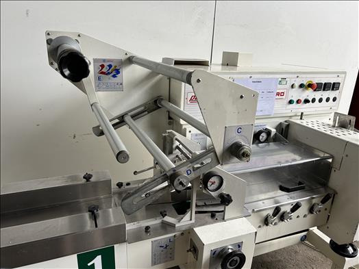 Упаковочное оборудование Record Panda1000 Flow wrapper: фото 8