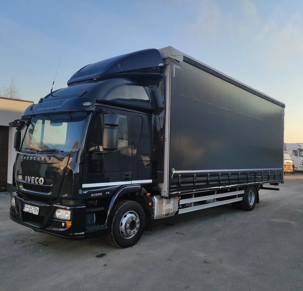 Iveco EUROCARGO 160E28 19 PAL. / FIRANKA / MANUAL / - Тентованный грузовик: фото 1 Iveco EUROCARGO 160E28 19 PAL. / FIRANKA / MANUAL / - Тентованный грузовик: фото 1