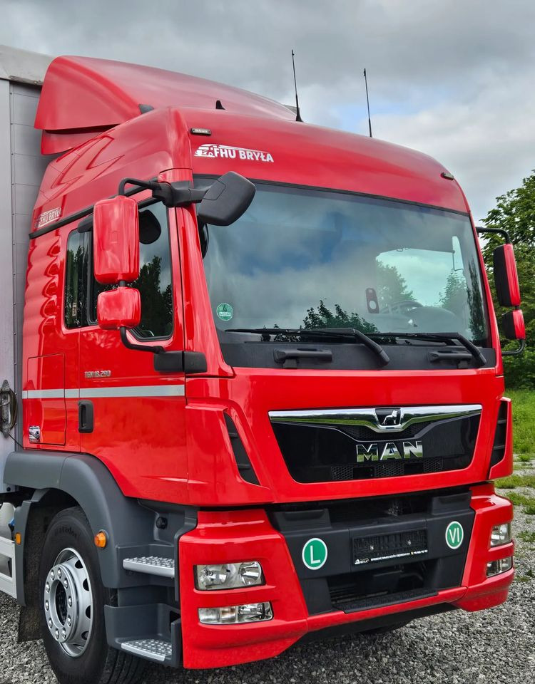 MAN TGM 18.290/15.290/E6/21PALET/9400 ŁADOWNOŚĆ/SERWISOWANY/NISKI PRZEBIEG/WINDA/FIRANKA/SPROWADZONY/2019/NISKI PRZEBIEG/PIERWSZY WŁAŚCICIEL/ - Тентованный грузовик: фото 5 MAN TGM 18.290/15.290/E6/21PALET/9400 ŁADOWNOŚĆ/SERWISOWANY/NISKI PRZEBIEG/WINDA/FIRANKA/SPROWADZONY/2019/NISKI PRZEBIEG/PIERWSZY WŁAŚCICIEL/ - Тентованный грузовик: фото 5