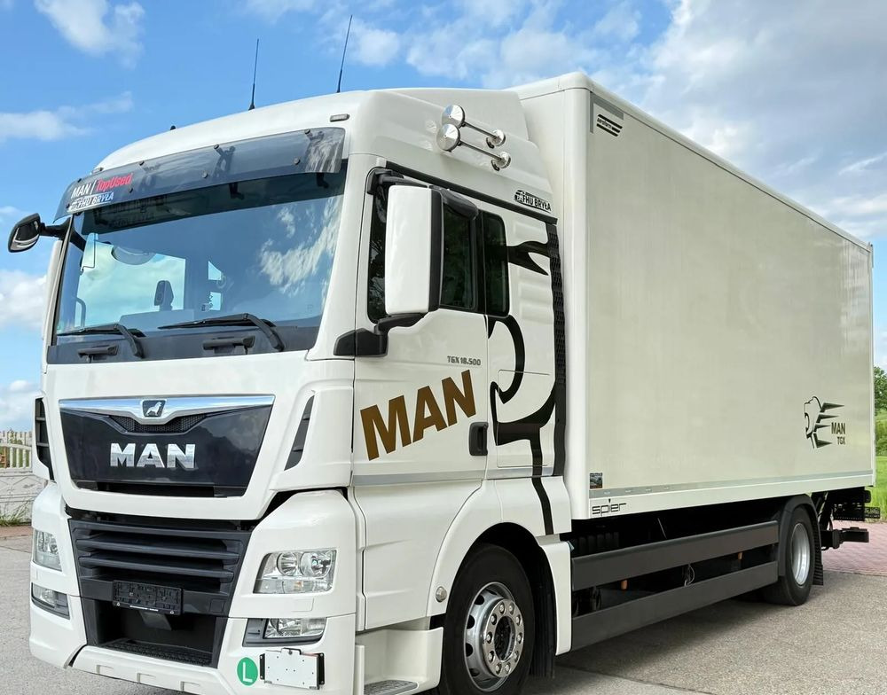 MAN TGX 18.500/18.430/TGM/TGL/2019/KONTENER/IZOTERMA/WINDA/18PALET/JAK NOWY/E6/SPROWADZONY/SERWISOWANY - Грузовик с закрытым кузовом: фото 2 MAN TGX 18.500/18.430/TGM/TGL/2019/KONTENER/IZOTERMA/WINDA/18PALET/JAK NOWY/E6/SPROWADZONY/SERWISOWANY - Грузовик с закрытым кузовом: фото 2