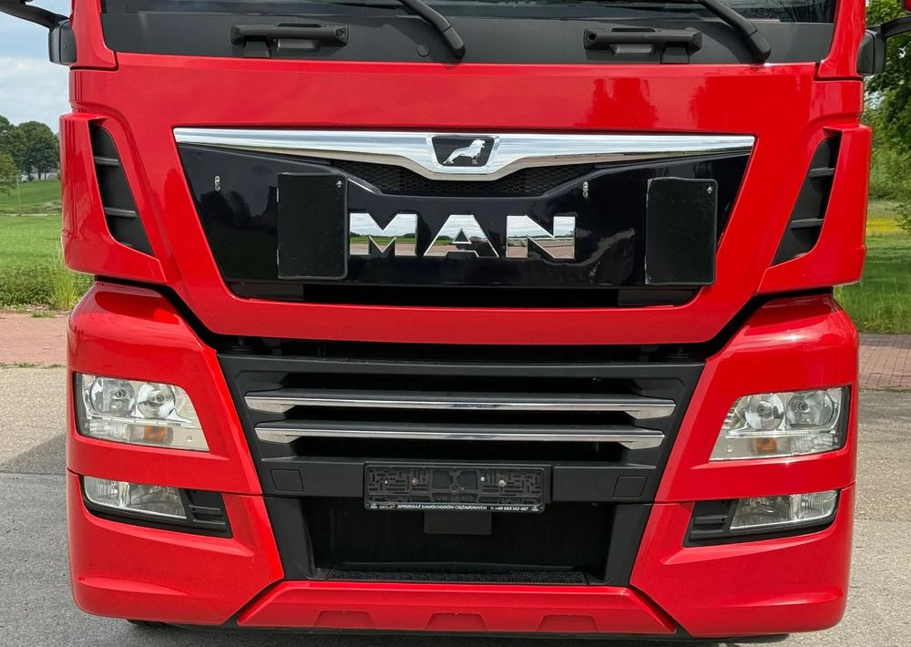 MAN TGX 26.500 / LIFT / 6X2 / KLIMA POSTOJOWA / 18PALET / E6 / FIRANKA / 18 TON ŁADOWNOŚĆ / WINDA / NISKI PRZEBIEG / JEDEN WŁAŚCICIEL / PODWIESZANA OŚ - Тентованный грузовик: фото 3 MAN TGX 26.500 / LIFT / 6X2 / KLIMA POSTOJOWA / 18PALET / E6 / FIRANKA / 18 TON ŁADOWNOŚĆ / WINDA / NISKI PRZEBIEG / JEDEN WŁAŚCICIEL / PODWIESZANA OŚ - Тентованный грузовик: фото 3