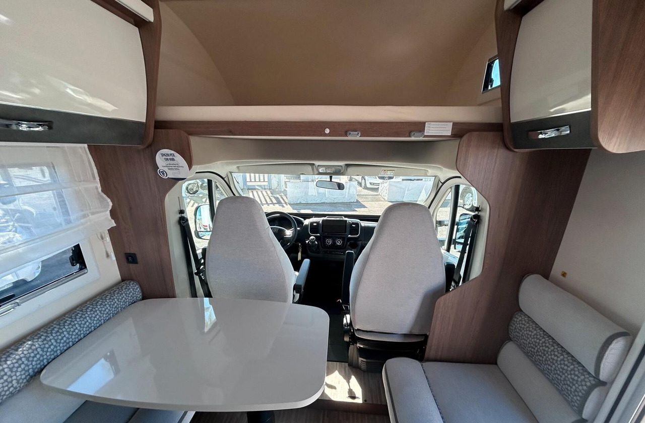 Elnagh BARON 65 - Альковный автодом: фото 4 Elnagh BARON 65 - Альковный автодом: фото 4