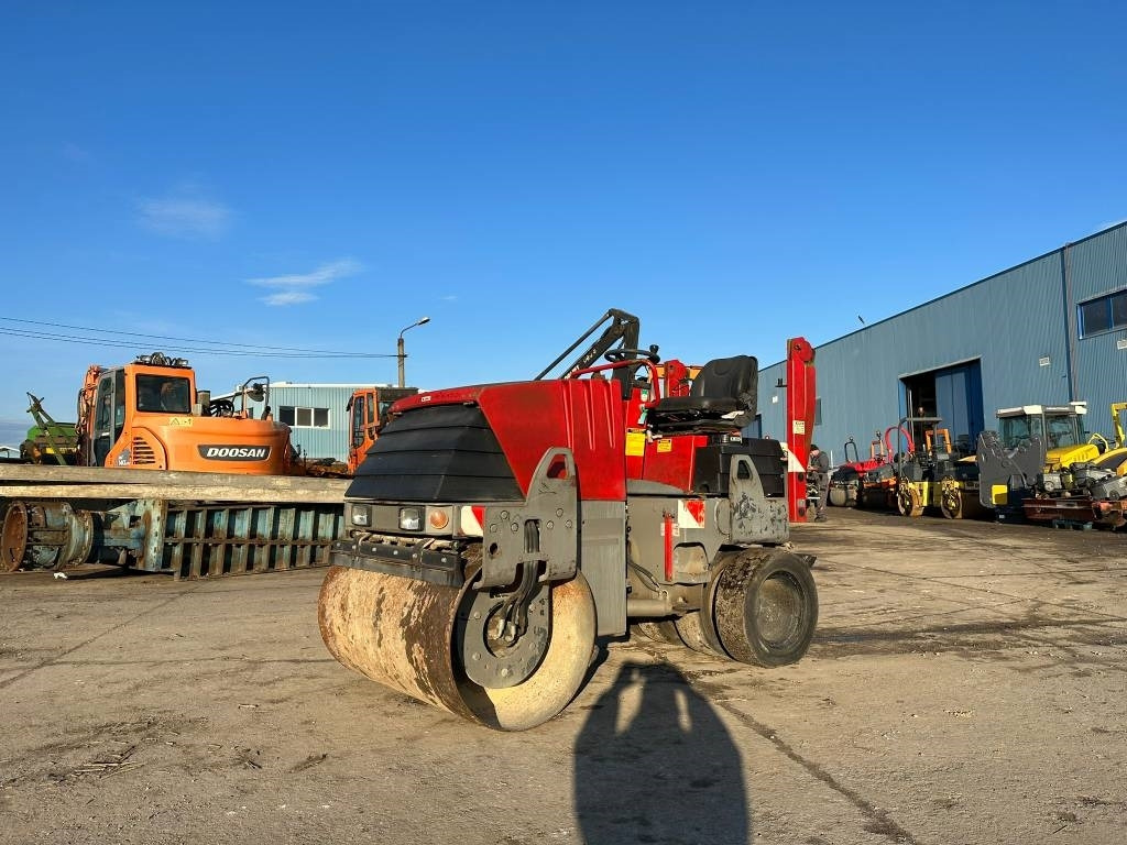 Ammann AV 26-2K - Комбинированный каток: фото 1 Ammann AV 26-2K - Комбинированный каток: фото 1