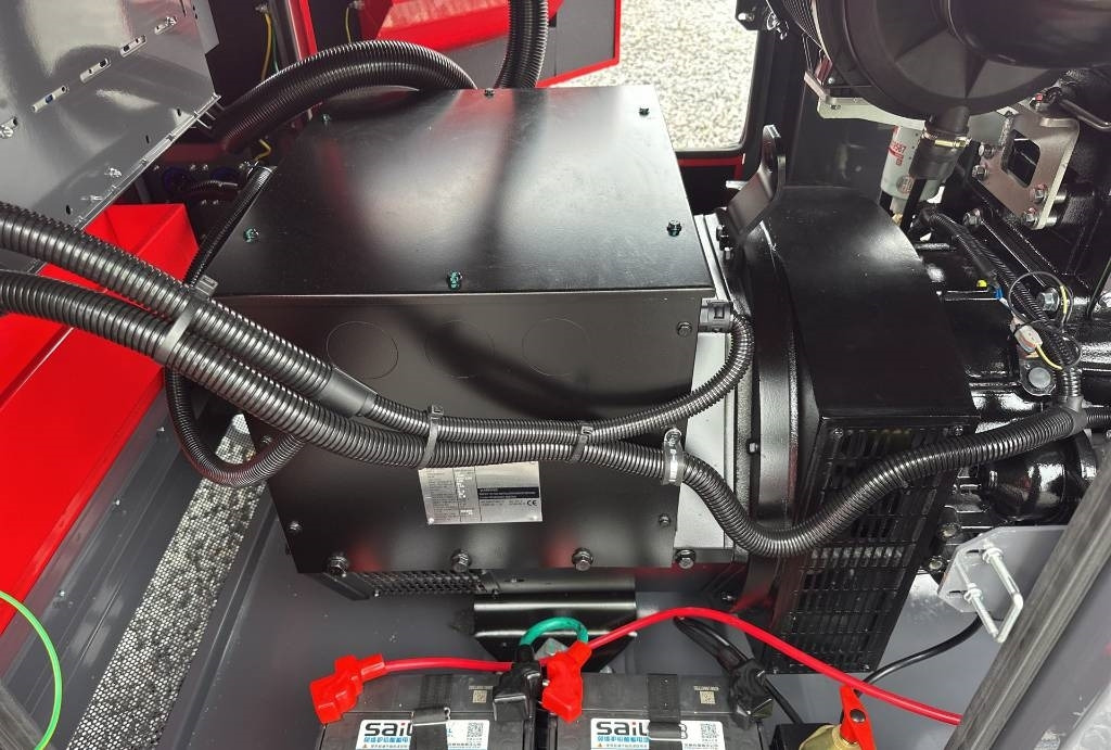 Ashita LG110 - Электрогенератор: фото 3 Ashita LG110 - Электрогенератор: фото 3