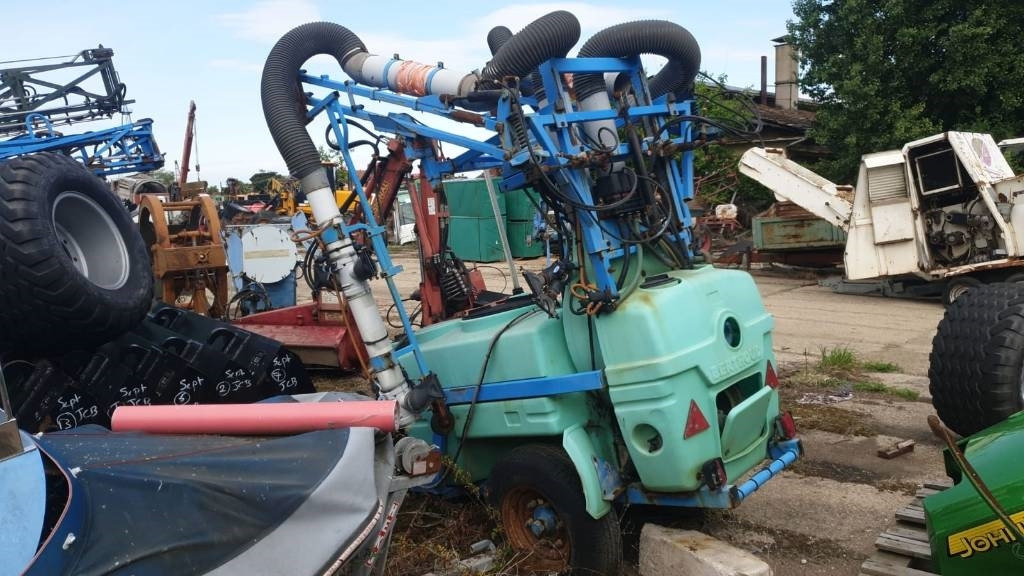 Berthoud Winair 1500  - Прицепной опрыскиватель: фото 2 Berthoud Winair 1500  - Прицепной опрыскиватель: фото 2