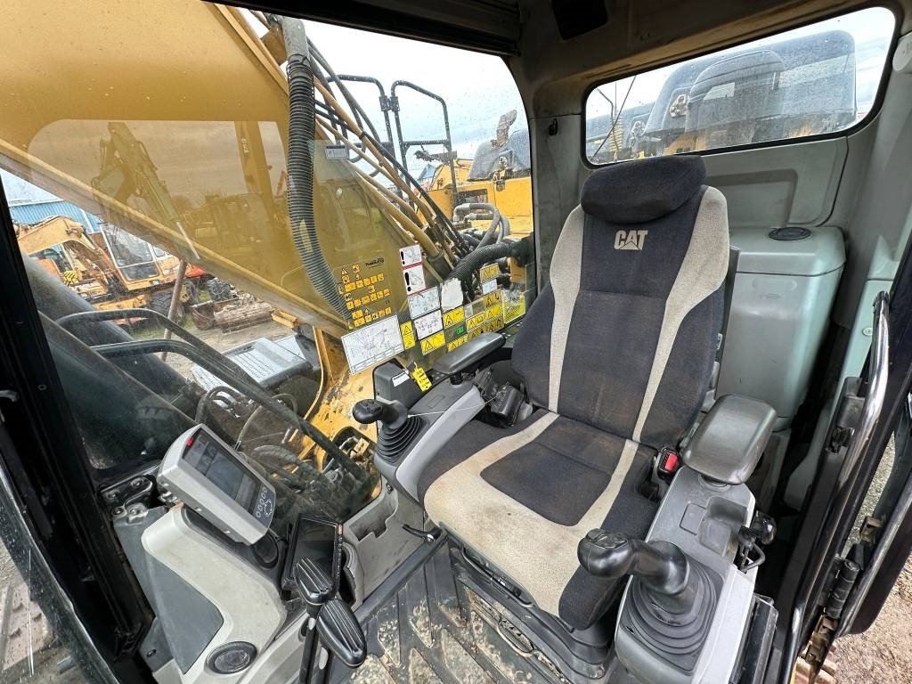 Гусеничный экскаватор CAT 336 EL H: фото 15