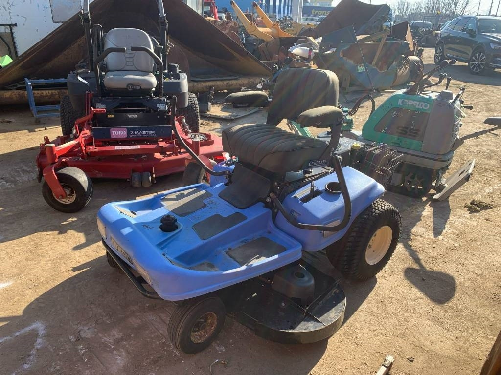 Dixon ZTR4421 - Газонокосилка: фото 1 Dixon ZTR4421 - Газонокосилка: фото 1