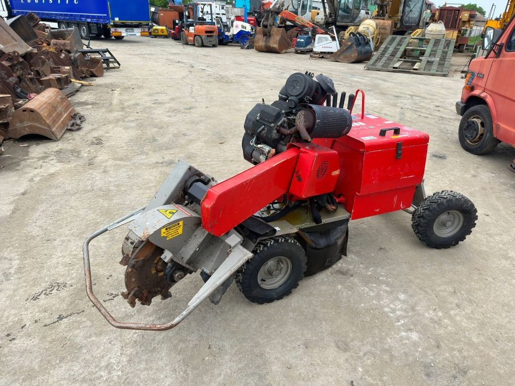 FSO B28  - Измельчитель древесины: фото 1 FSO B28  - Измельчитель древесины: фото 1