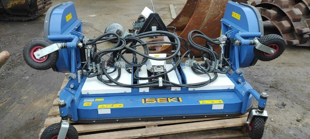 Iseki THM 3000B - Косилка: фото 1 Iseki THM 3000B - Косилка: фото 1