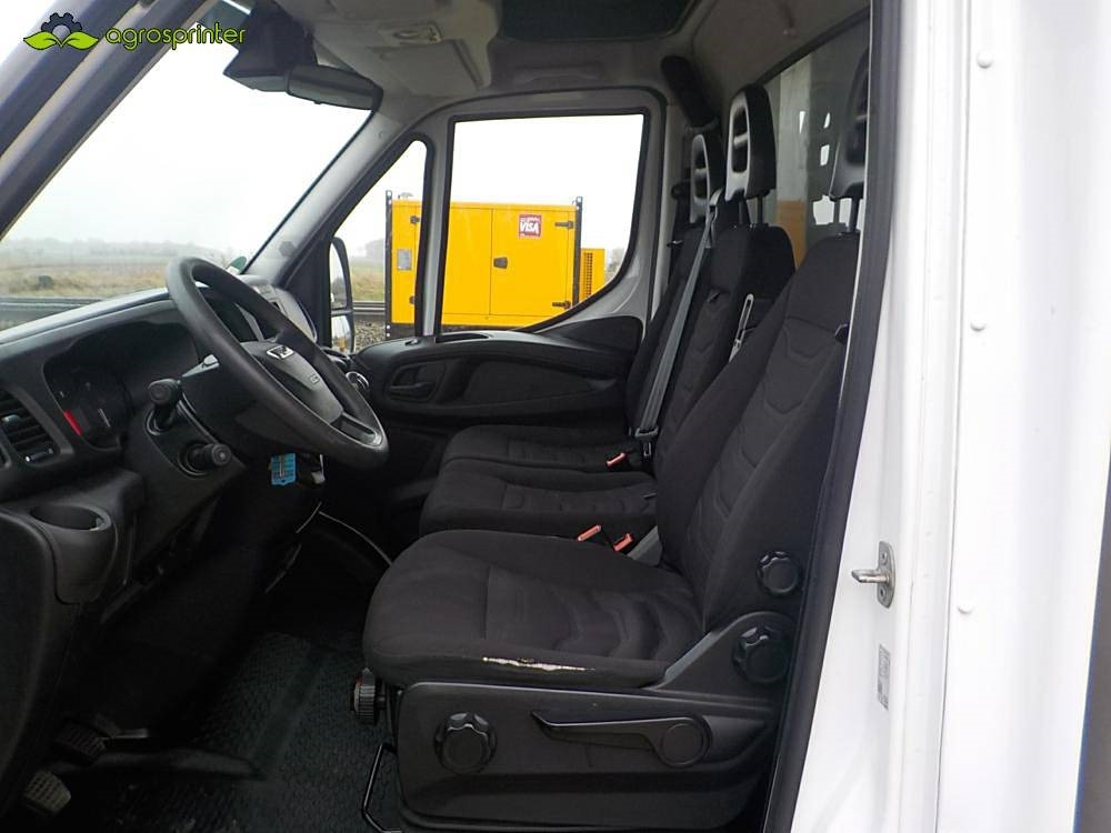 Цельнометаллический фургон Iveco 35-170: фото 7 Цельнометаллический фургон Iveco 35-170: фото 7
