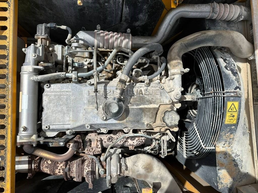 JCB JS 240 N LC - Гусеничный экскаватор: фото 3 JCB JS 240 N LC - Гусеничный экскаватор: фото 3