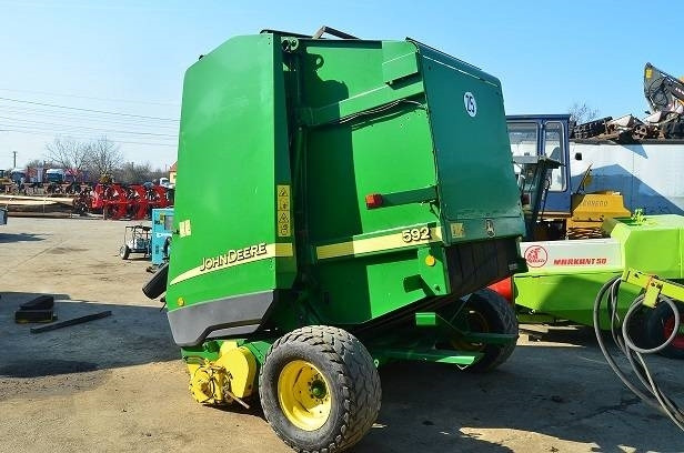 John Deere 592 - Пресс-подборщик рулонный: фото 3 John Deere 592 - Пресс-подборщик рулонный: фото 3