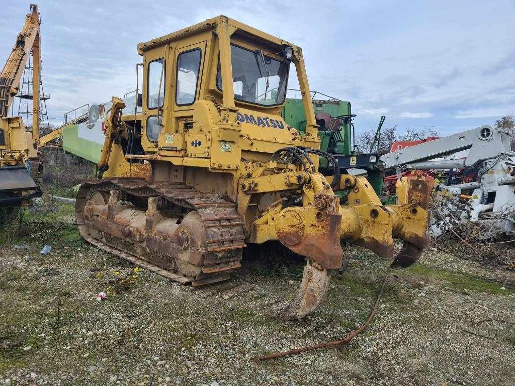 Komatsu D 85-18 - Бульдозер: фото 2 Komatsu D 85-18 - Бульдозер: фото 2