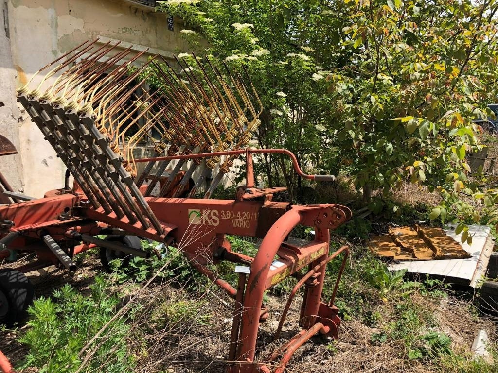 Krone Vario KS - Сеноворошилка: фото 1 Krone Vario KS - Сеноворошилка: фото 1