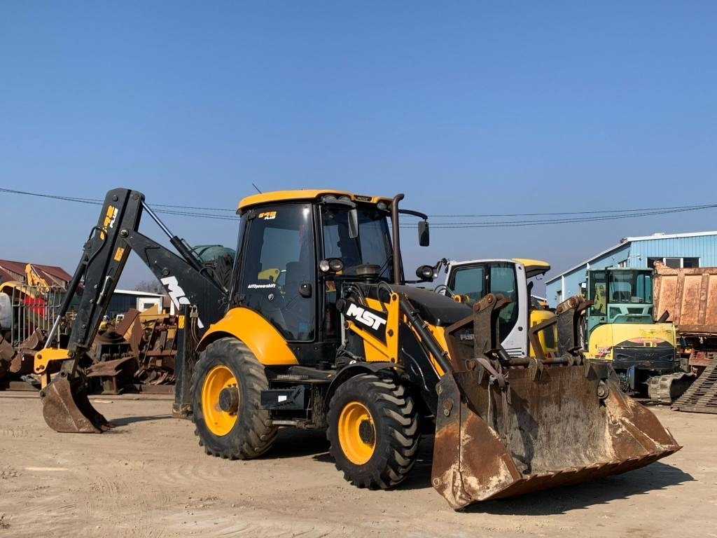 MST 642 Plus - Экскаватор-погрузчик: фото 1 MST 642 Plus - Экскаватор-погрузчик: фото 1
