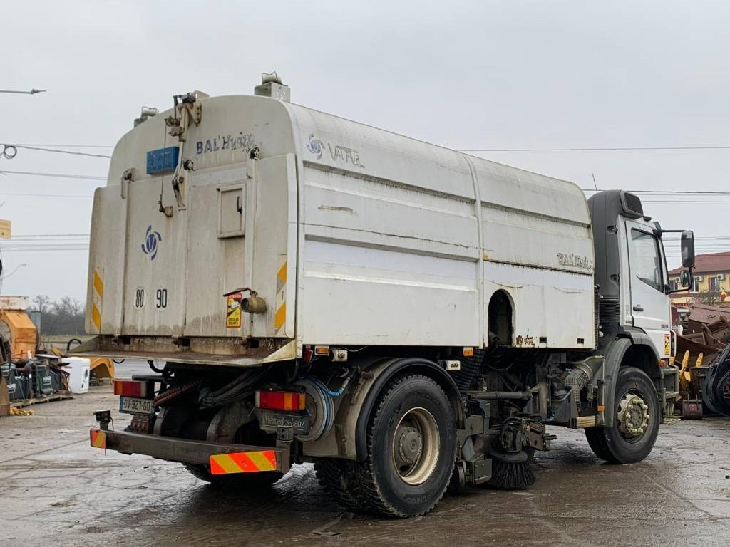 Mercedes-Benz Axor 1829  - Подметально-уборочная машина: фото 4 Mercedes-Benz Axor 1829  - Подметально-уборочная машина: фото 4