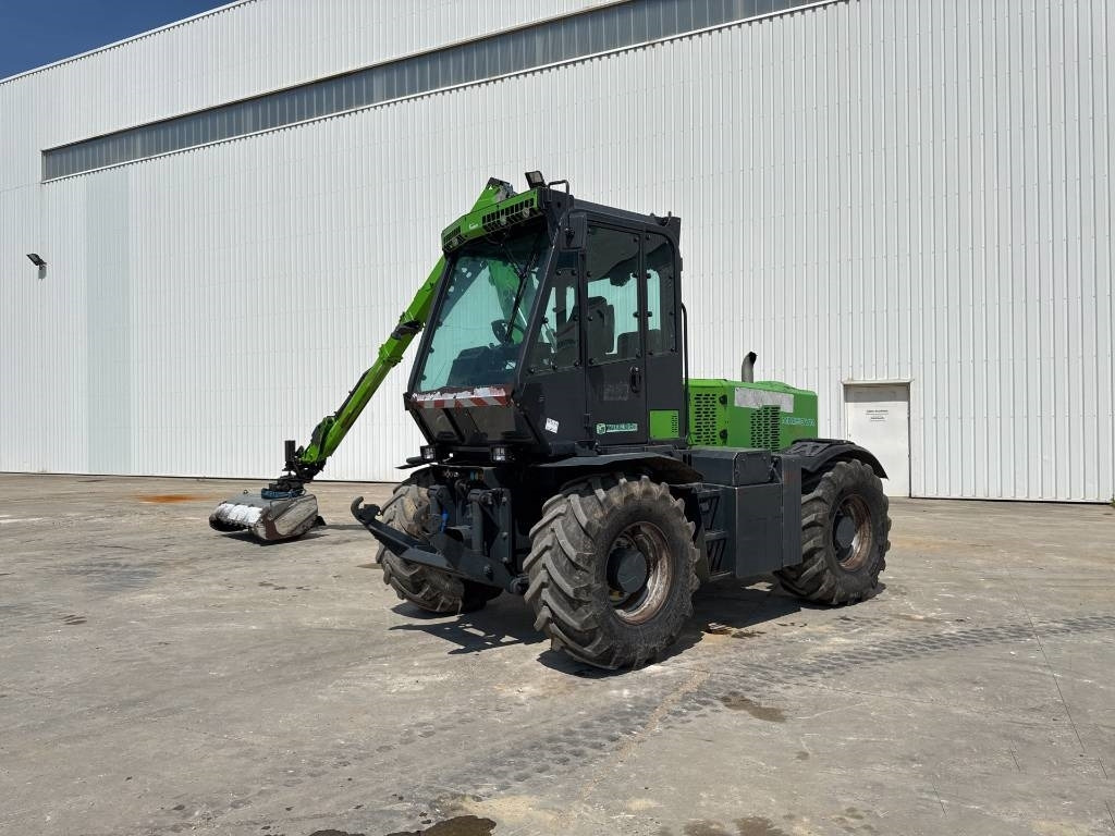 Merlo MM 150 VR - Лесной трактор: фото 1 Merlo MM 150 VR - Лесной трактор: фото 1