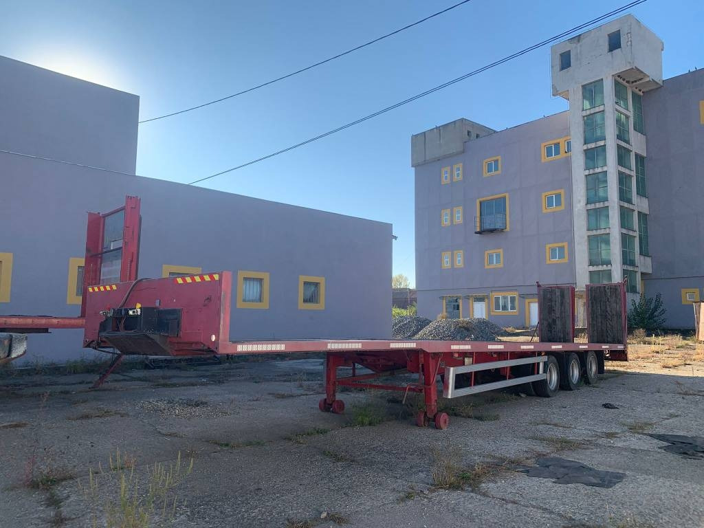 Montracon 3 Axles - Низкорамный полуприцеп: фото 1 Montracon 3 Axles - Низкорамный полуприцеп: фото 1