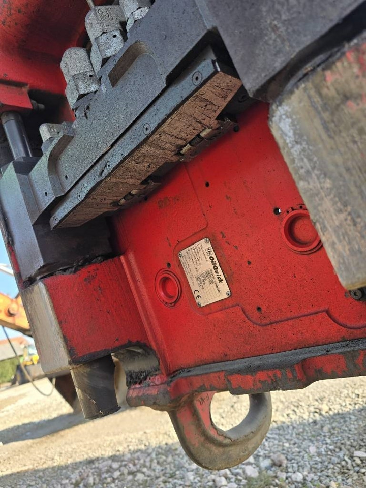 OilQuick OQ70-55 Quick Coupler - Сцепное устройство: фото 2 OilQuick OQ70-55 Quick Coupler - Сцепное устройство: фото 2