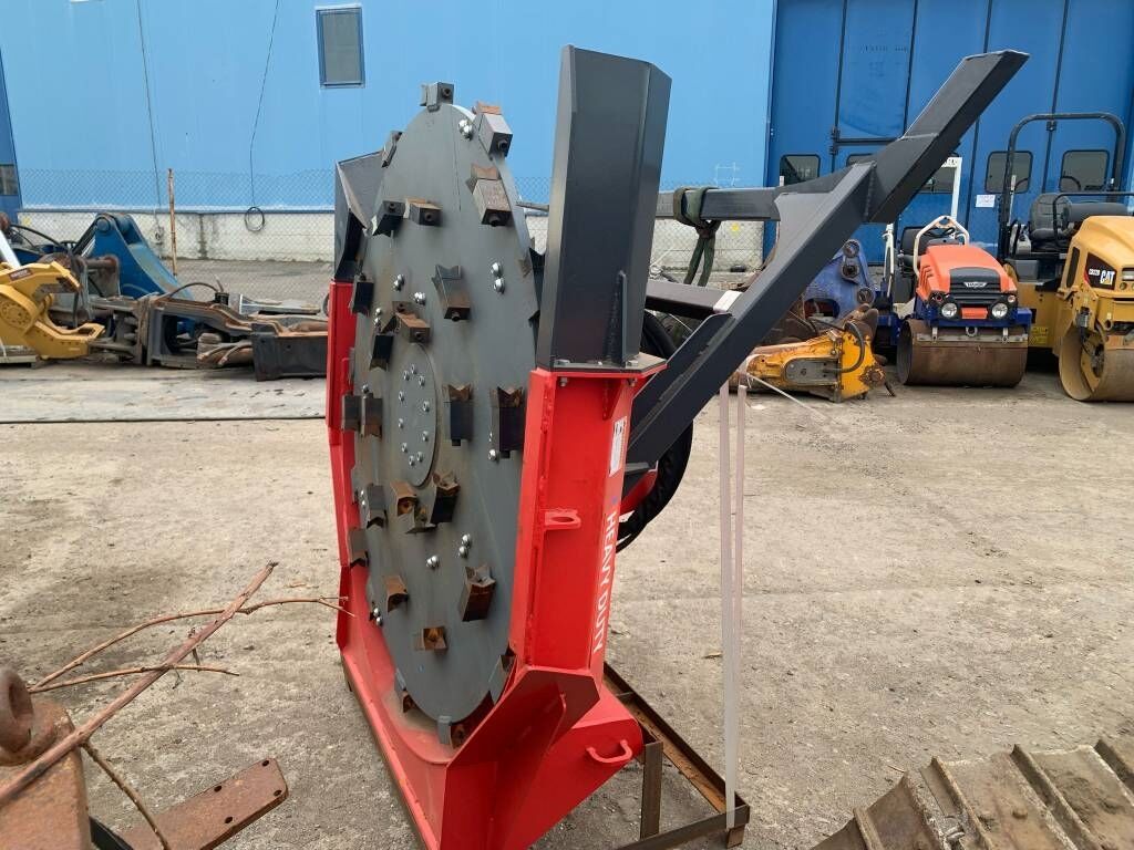 Raytree RMDM70 Mulcher Raytree RMDM70 Mulcher - Лесной мульчер: фото 3 Raytree RMDM70 Mulcher Raytree RMDM70 Mulcher - Лесной мульчер: фото 3