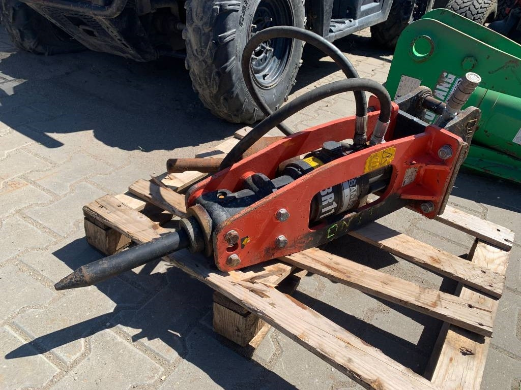 Sandvik BR111A010 - Гидромолот для Строительной техники: фото 1 Sandvik BR111A010 - Гидромолот для Строительной техники: фото 1