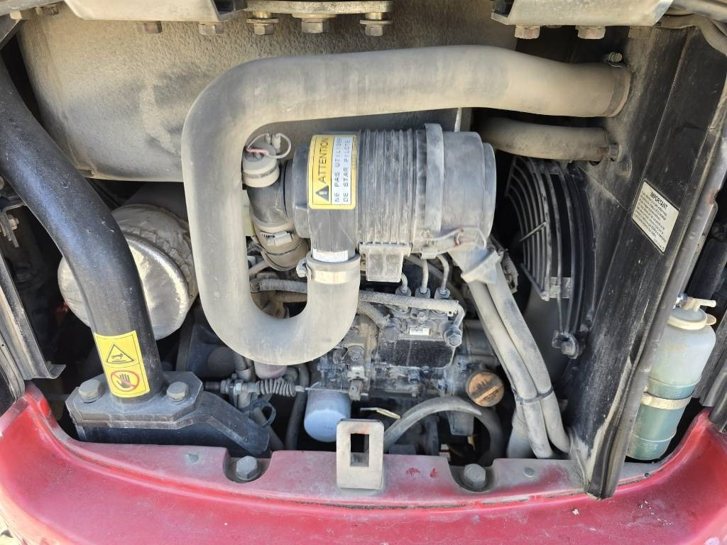 Takeuchi TB 23 R - Мини-экскаватор: фото 3 Takeuchi TB 23 R - Мини-экскаватор: фото 3