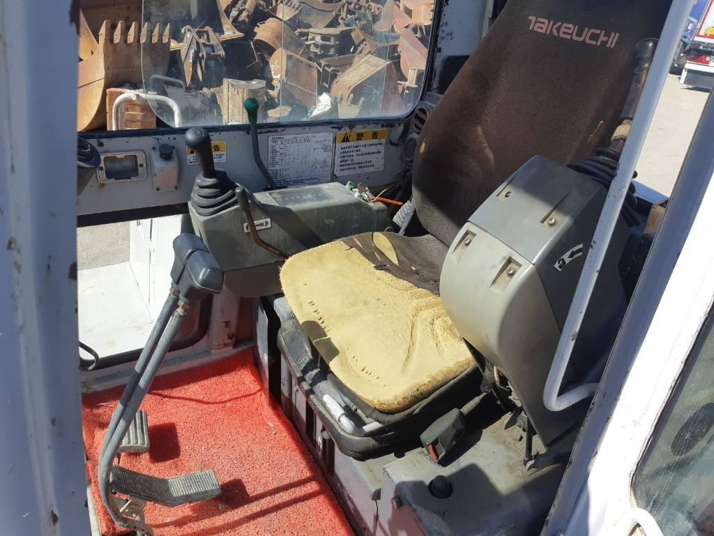 Takeuchi TB150C - Мини-экскаватор: фото 5 Takeuchi TB150C - Мини-экскаватор: фото 5
