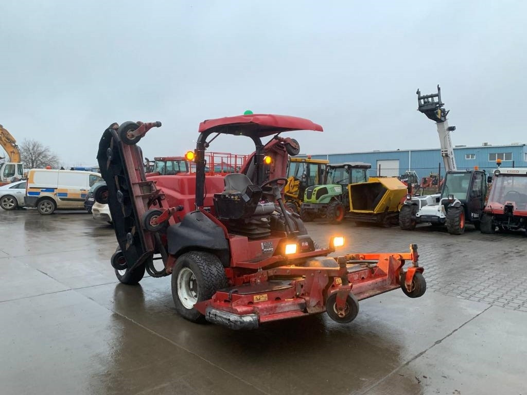 Toro Groundmaster 5900 - Газонокосилка: фото 2 Toro Groundmaster 5900 - Газонокосилка: фото 2