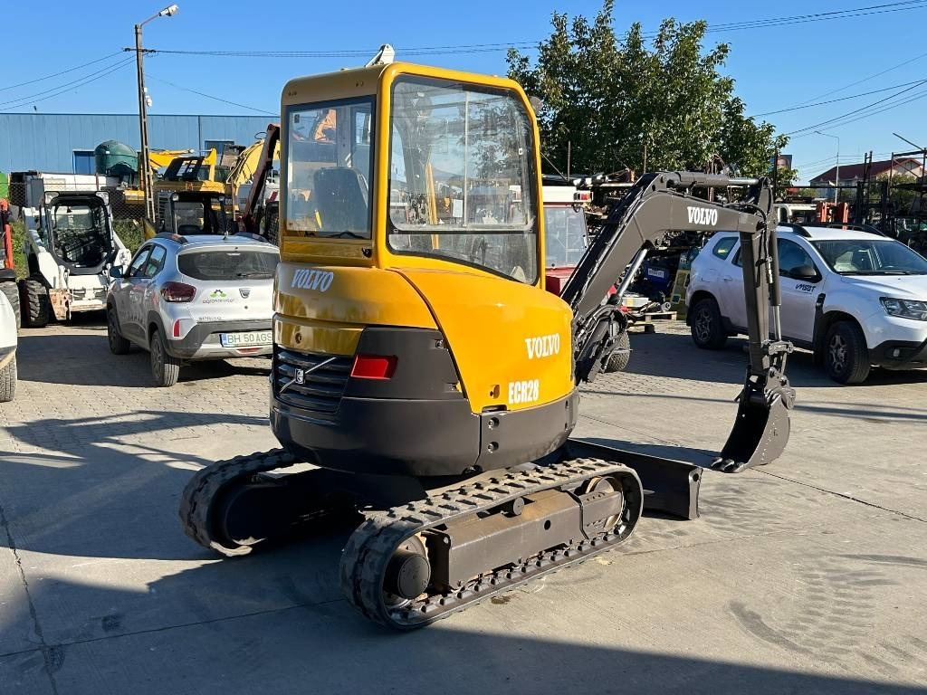 Volvo ECR 28 - Мини-экскаватор: фото 4 Volvo ECR 28 - Мини-экскаватор: фото 4