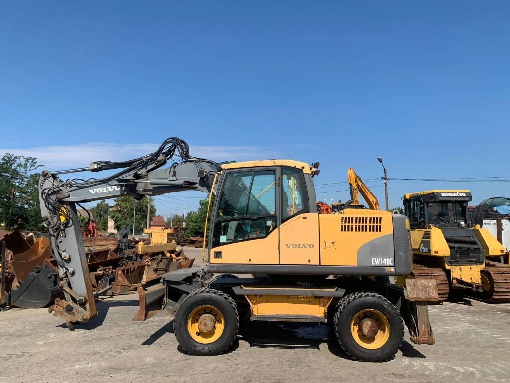 Volvo EW 140 C - Колёсный экскаватор: фото 2 Volvo EW 140 C - Колёсный экскаватор: фото 2