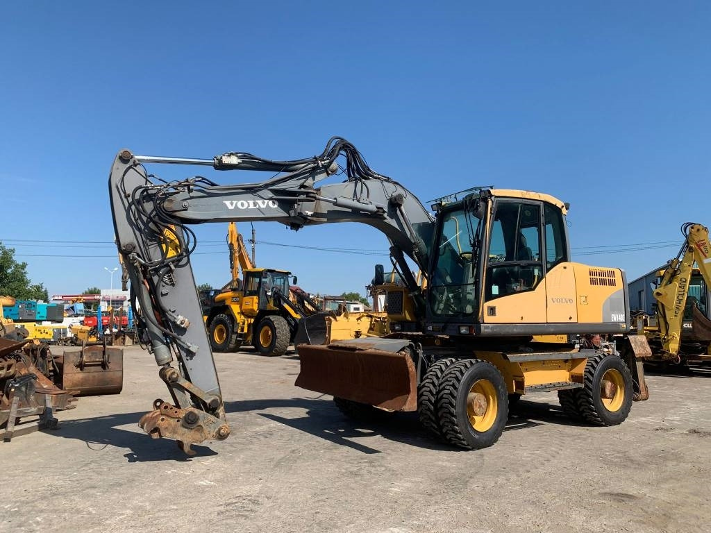 Volvo EW 140 C - Колёсный экскаватор: фото 1 Volvo EW 140 C - Колёсный экскаватор: фото 1