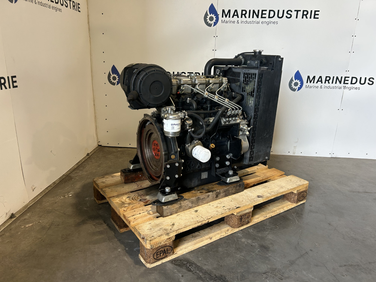 Perkins 404D-22 GN - Двигатель для Строительной техники: фото 1 Perkins 404D-22 GN - Двигатель для Строительной техники: фото 1