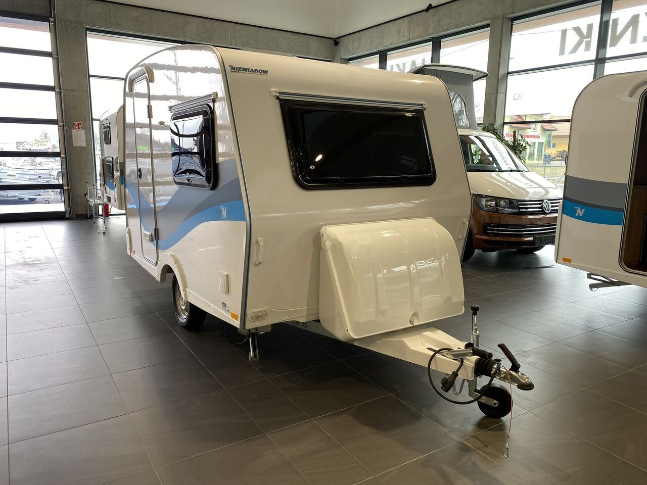 Новый Прицеп дача Niewiadów N126 NTL SPRINT 3 person 750kg NTL-SPRINT best price: фото 15 Новый Прицеп дача Niewiadów N126 NTL SPRINT 3 person 750kg NTL-SPRINT best price: фото 15