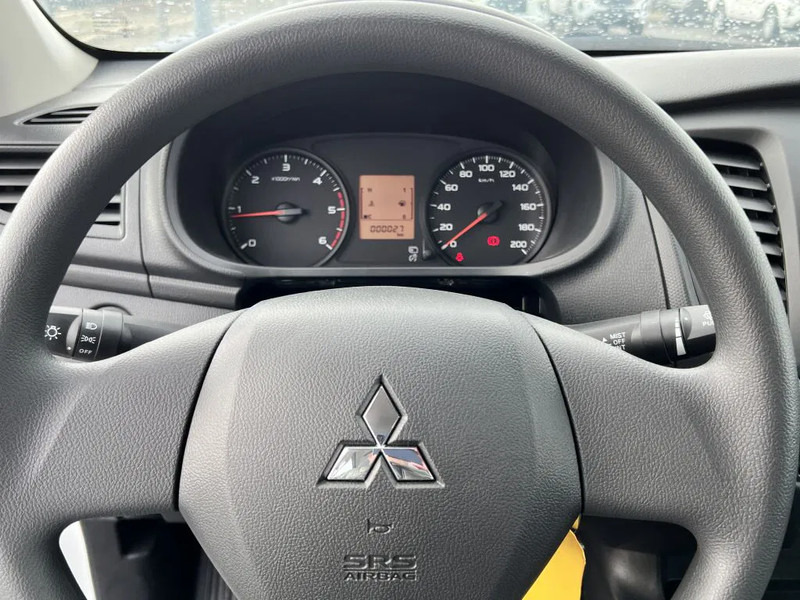 Новый Пикап, Грузопассажирский фургон Mitsubishi L200 4x4 - 8 UNITS in WHITE 2.5 D GL Double Cab - EURO 2 - NEW!! Ready for work!!!**: фото 11