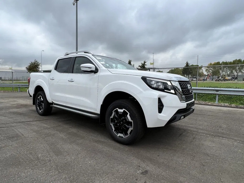 Новый Пикап, Грузопассажирский фургон Nissan Navara 4x4 2.5 D Double Cab - LE Plus - AUTOMATIC - FULL OPTIONS - EURO 2 - NEW!! - 3 UNITS: фото 10