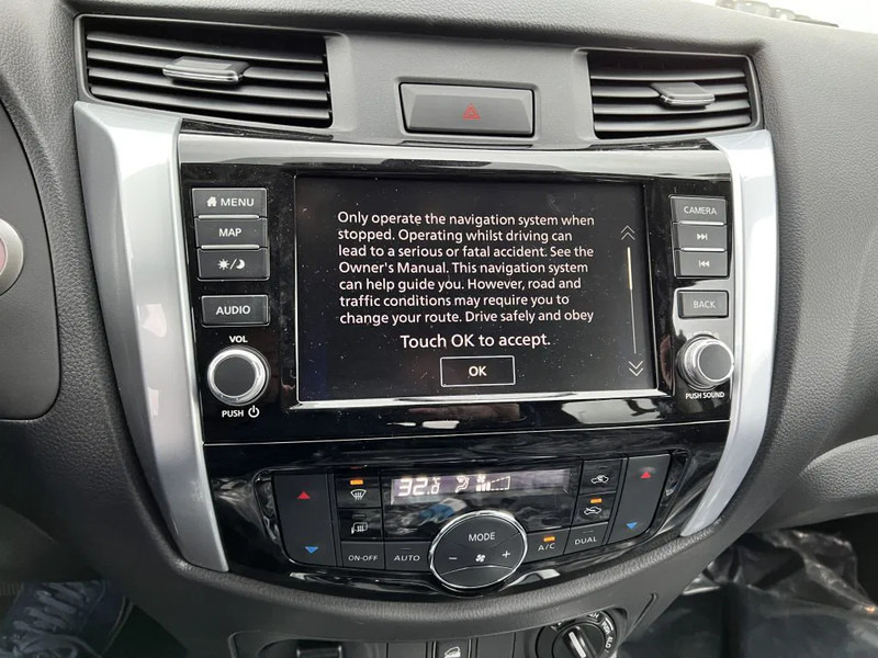 Новый Пикап, Грузопассажирский фургон Nissan Navara 4x4 2.5 D Double Cab - LE Plus - AUTOMATIC - FULL OPTIONS - EURO 2 - NEW!! - 3 UNITS: фото 13