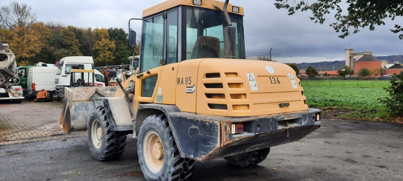 Komatsu WA95-3 - Колёсный погрузчик: фото 4 Komatsu WA95-3 - Колёсный погрузчик: фото 4