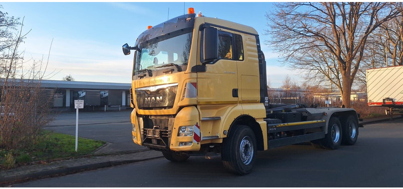 MAN 26.480 TGX - Крюковой мультилифт: фото 2 MAN 26.480 TGX - Крюковой мультилифт: фото 2