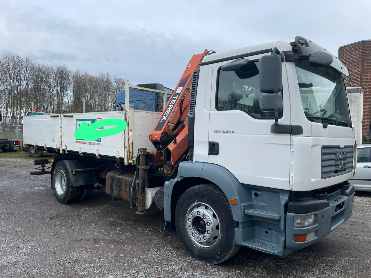 MAN TGM 18.240PS 4x2 3.S-Kipper mit Kran - Самосвал, Автоманипулятор: фото 4 MAN TGM 18.240PS 4x2 3.S-Kipper mit Kran - Самосвал, Автоманипулятор: фото 4