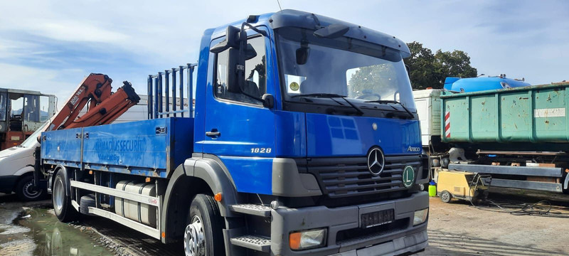 Mercedes-Benz 1828 Pritsche+Glastransport - Грузовик бортовой/ Платформа, Автоманипулятор: фото 1 Mercedes-Benz 1828 Pritsche+Glastransport - Грузовик бортовой/ Платформа, Автоманипулятор: фото 1