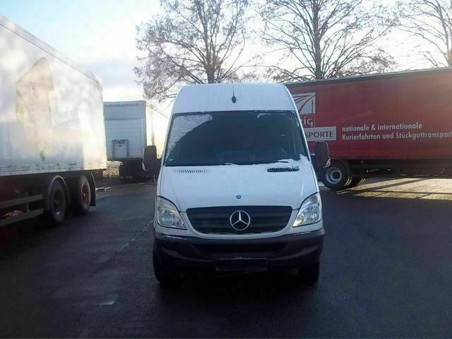 Mercedes-Benz 300-serie 311 Maxi Lang Hoch German Truck - Цельнометаллический фургон: фото 1 Mercedes-Benz 300-serie 311 Maxi Lang Hoch German Truck - Цельнометаллический фургон: фото 1