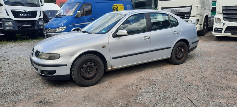 SEAT Toledo Signo 1,8 20V Autom - Легковой автомобиль: фото 4 SEAT Toledo Signo 1,8 20V Autom - Легковой автомобиль: фото 4