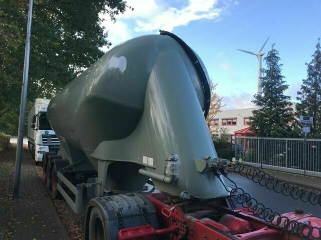 SPITZER SF 2734/2P Zement/Silo German Fahrzeug - Полуприцеп цистерна для сыпучих грузов: фото 3 SPITZER SF 2734/2P Zement/Silo German Fahrzeug - Полуприцеп цистерна для сыпучих грузов: фото 3