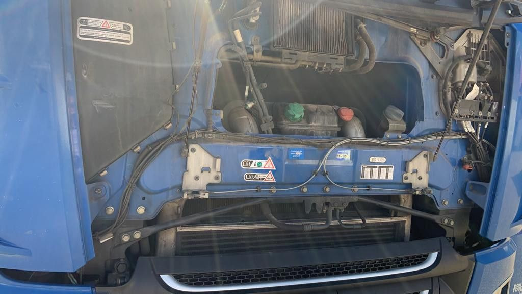 DAF XF 106.440PS SC SZM Top zustand 1-Hand - Тягач: фото 5 DAF XF 106.440PS SC SZM Top zustand 1-Hand - Тягач: фото 5