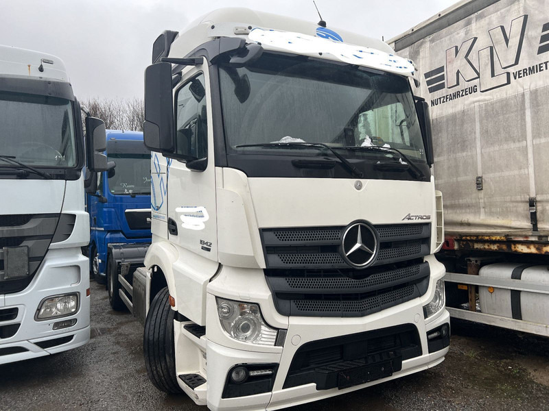 Mercedes-Benz 1842 LS Actros 1-Hand - Тягач: фото 3 Mercedes-Benz 1842 LS Actros 1-Hand - Тягач: фото 3